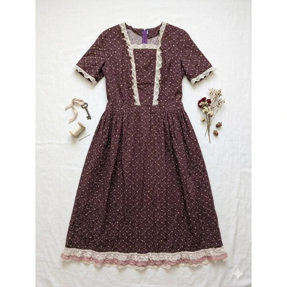 Vintage Plum Floral Calico Prairie Midi Dress Lace Trim Cottagecore XL Handmade - Picture 1 of 14